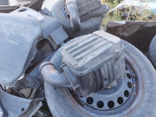 bontott VW CADDY Légszűrő Ház