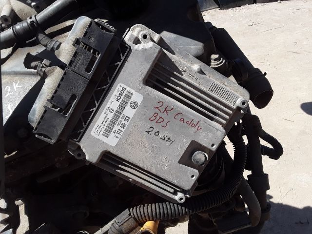 bontott VW CADDY Motor (Fűzött blokk hengerfejjel)