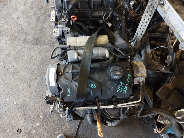 bontott VW CADDY Motor (Fűzött blokk hengerfejjel)