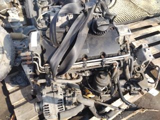 bontott VW CADDY Motor (Fűzött blokk hengerfejjel)