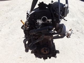 bontott VW CADDY Motor (Fűzött blokk hengerfejjel)