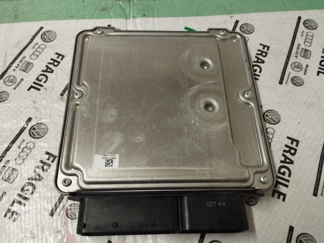 bontott VW CADDY Motorvezérlő