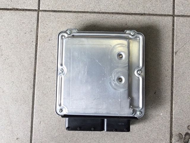 bontott VW CADDY Motorvezérlő