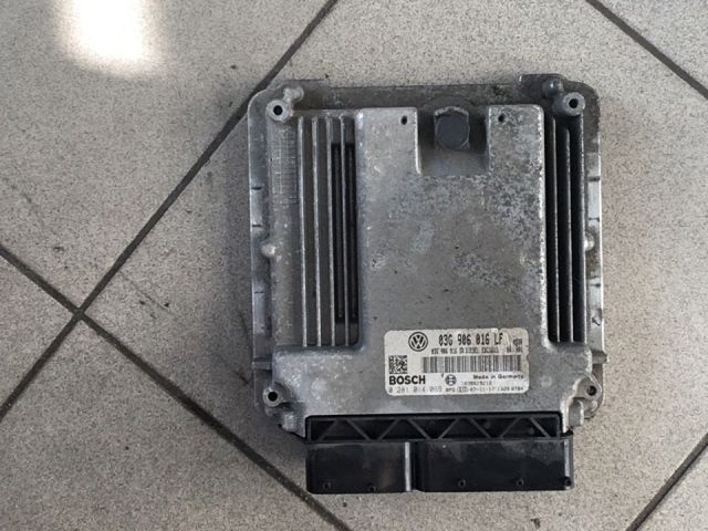 bontott VW CADDY Motorvezérlő