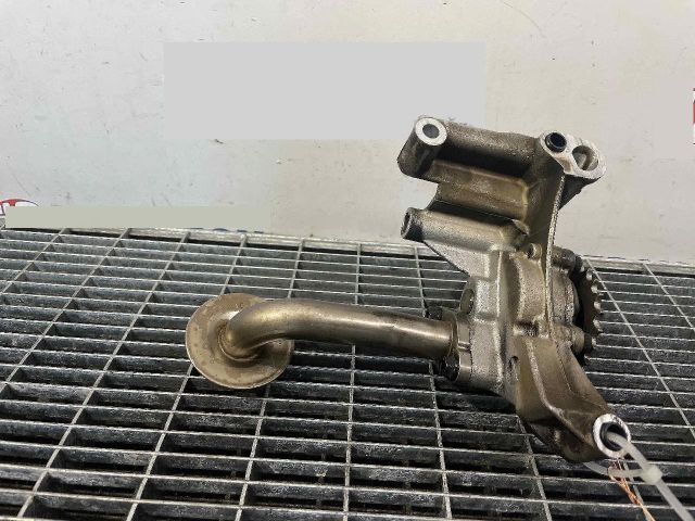 bontott VW CADDY Olajszivattyú