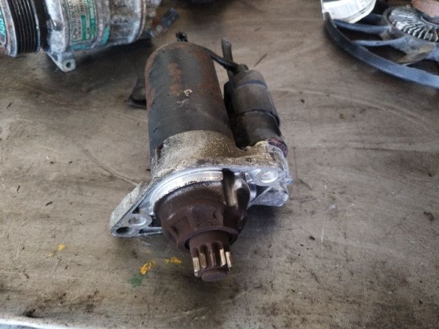 bontott VW CADDY Önindító