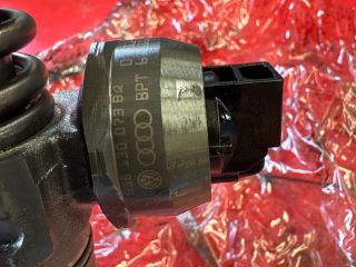 bontott VW CADDY Porlasztó (1 db)