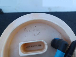 bontott VW CADDY Üzemanyag Szivattyú