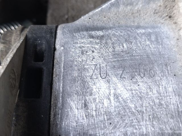 bontott VW CADDY Váltó (Mechanikus)