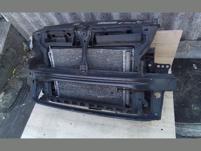 bontott VW CADDY Komplett Homlokfal (Részeivel)