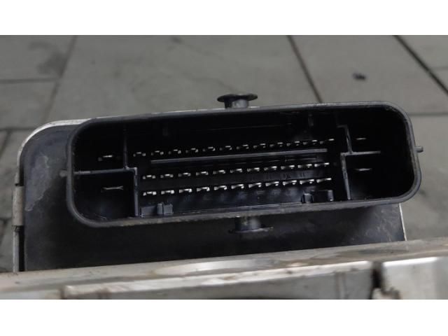 bontott VW CADDY ABS Kocka