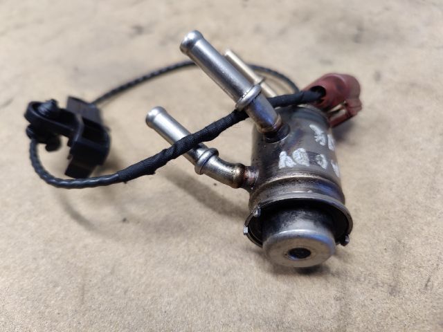 bontott VW CADDY AdBlue Befecskendező Egység