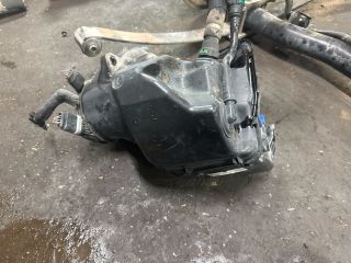 bontott VW CADDY AdBlue Tartály