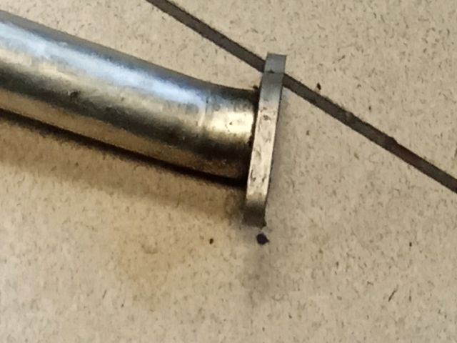 bontott VW CADDY EGR Hűtő Cső