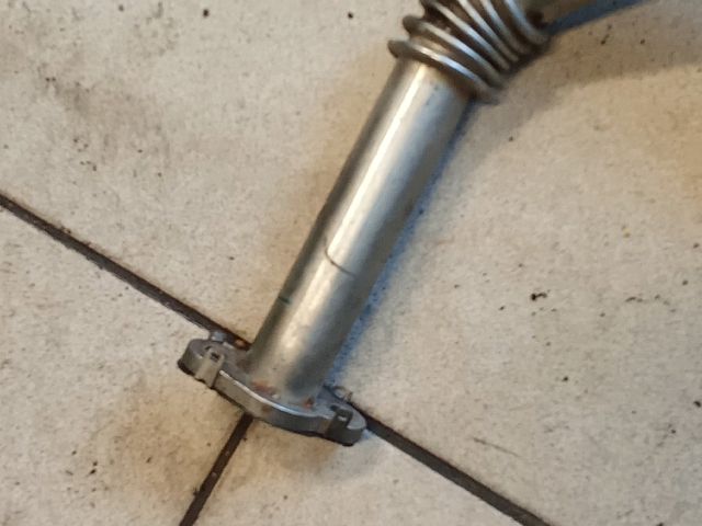 bontott VW CADDY EGR Hűtő Cső