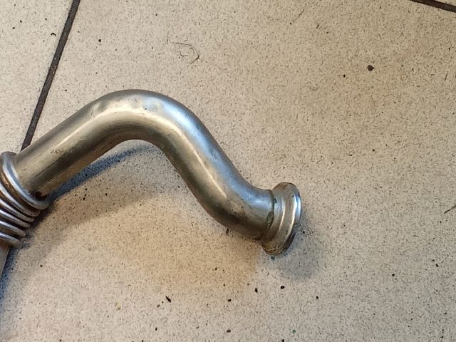 bontott VW CADDY EGR Hűtő Cső