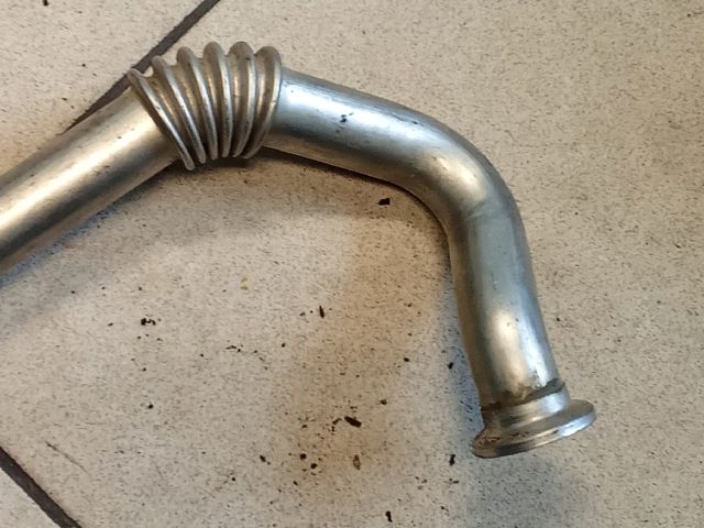 bontott VW CADDY EGR Hűtő Cső