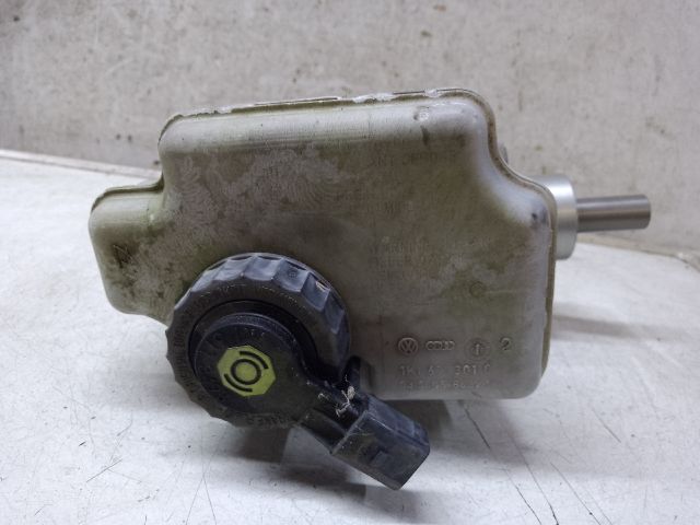 bontott VW CADDY Főfékhenger