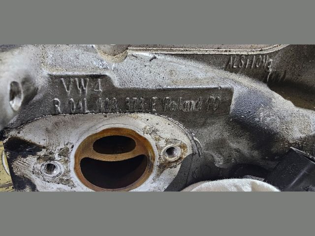 bontott VW CADDY Hengerfej