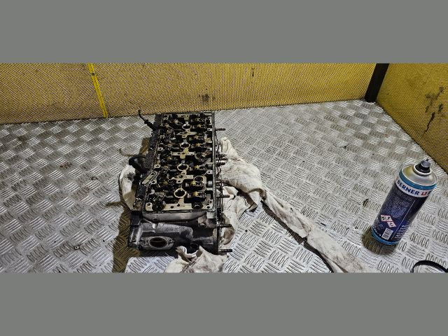 bontott VW CADDY Hengerfej