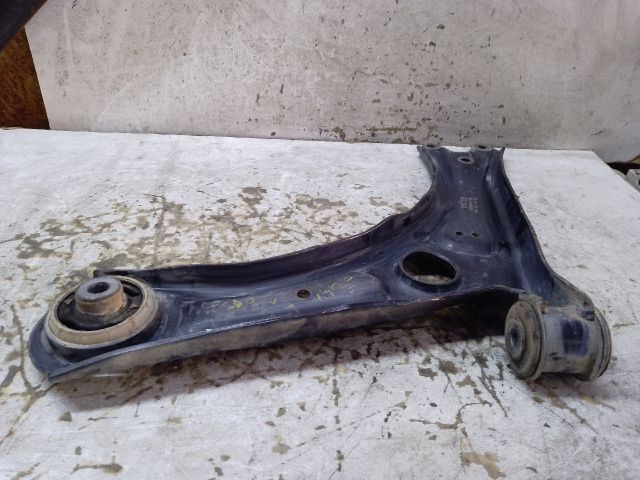 bontott VW CADDY Jobb első Lengőkar