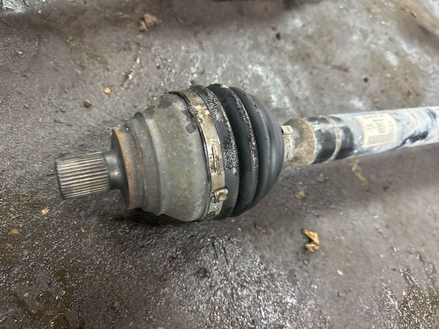 bontott VW CADDY Jobb Féltengely