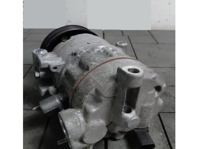 bontott VW CADDY Klímakompresszor