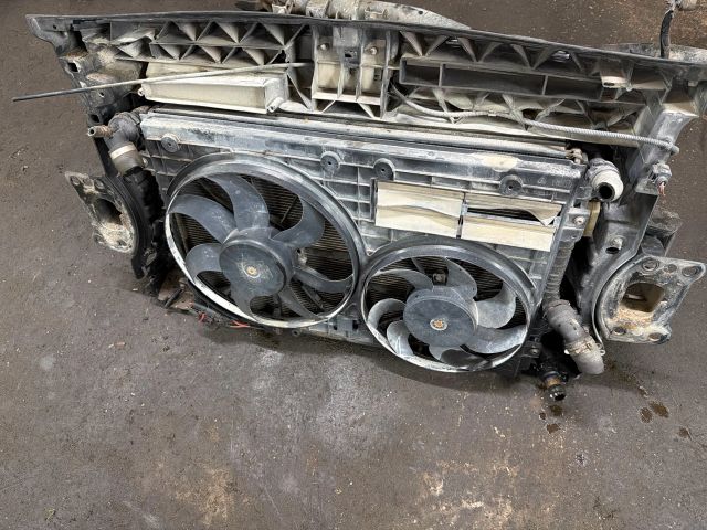 bontott VW CADDY Komplett Homlokfal (Részeivel)