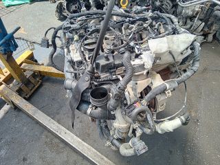 bontott VW CADDY Komplett Motor (Segédberendezésekkel)