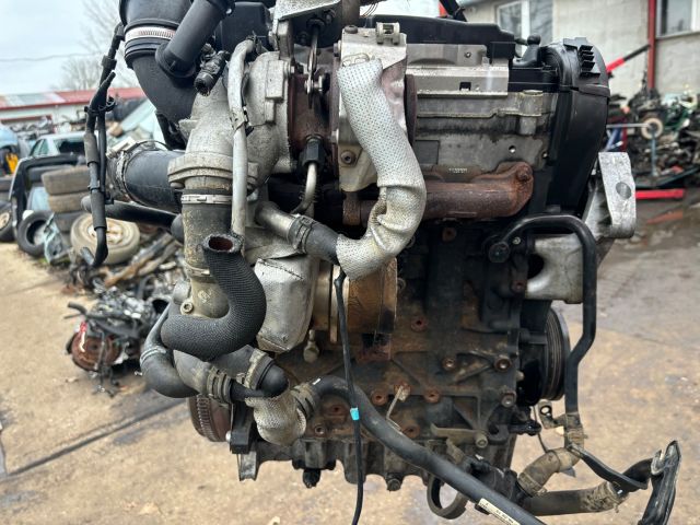 bontott VW CADDY Komplett Motor (Segédberendezésekkel)