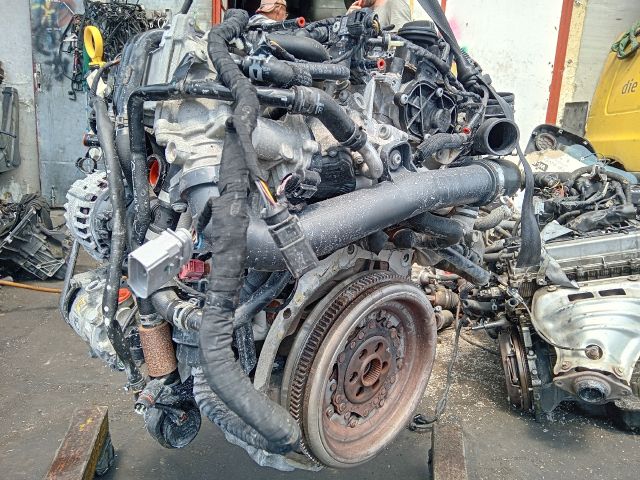 bontott VW CADDY Komplett Motor (Segédberendezésekkel)