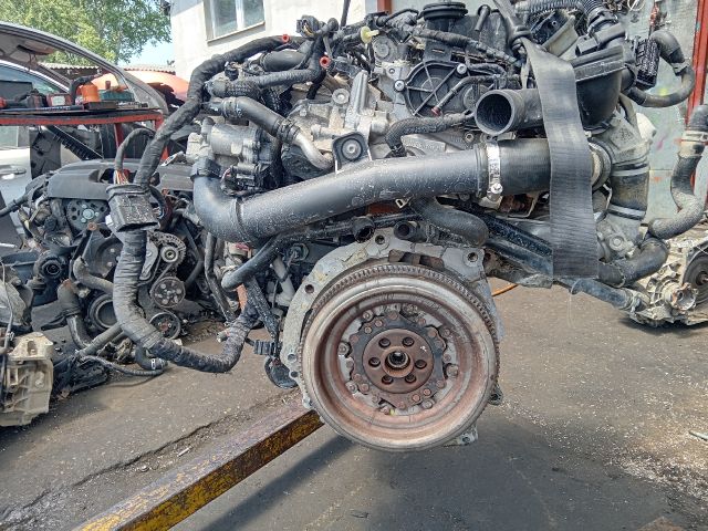 bontott VW CADDY Komplett Motor (Segédberendezésekkel)