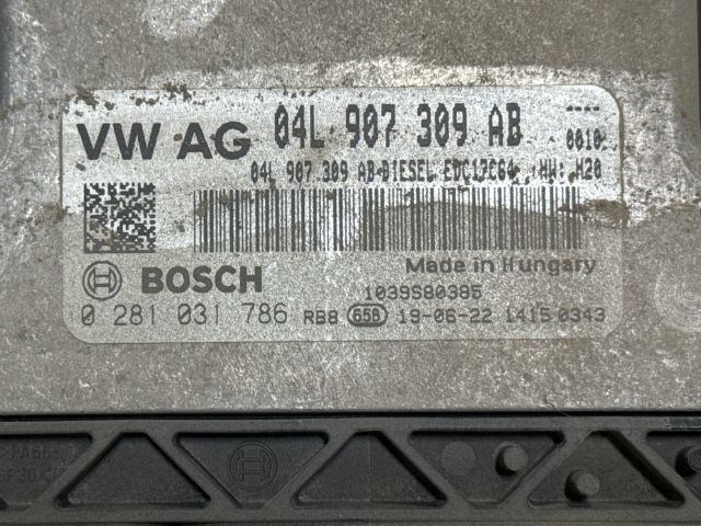 bontott VW CADDY Motorvezérlő