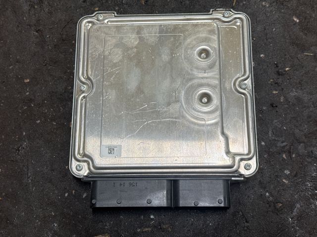 bontott VW CADDY Motorvezérlő