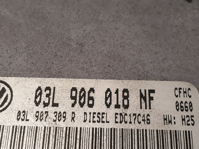 bontott VW CADDY Motorvezérlő