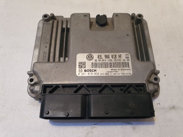 bontott VW CADDY Motorvezérlő