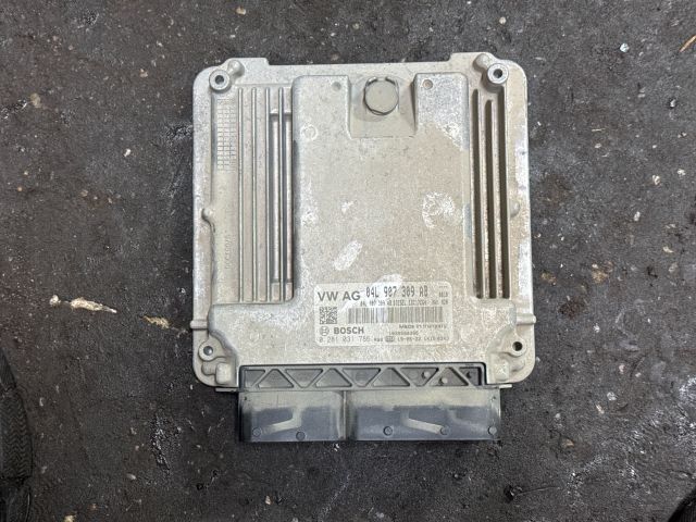 bontott VW CADDY Motorvezérlő