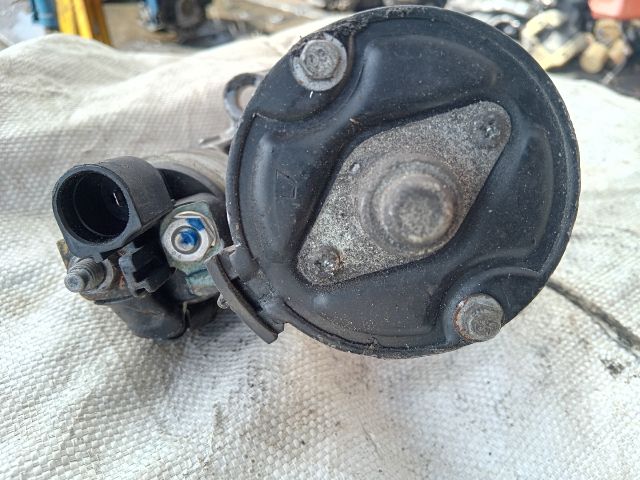 bontott VW CADDY Önindító