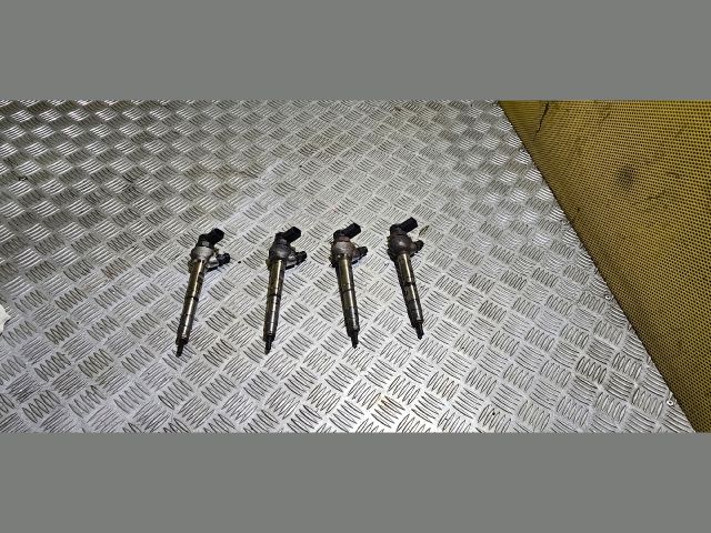 bontott VW CADDY Porlasztó Sor / Híd