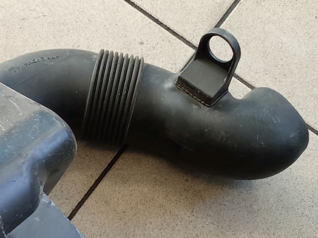 bontott VW CADDY Rezonátor