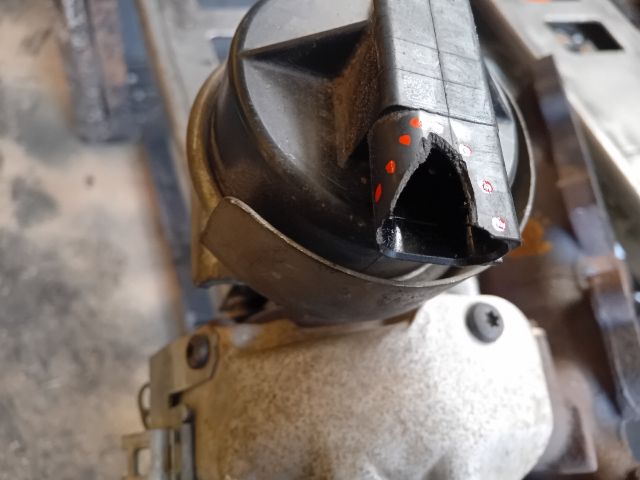 bontott VW CADDY Turbó