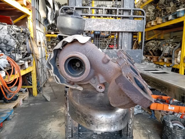 bontott VW CADDY Turbó