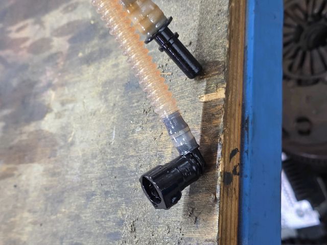 bontott VW CADDY Üzemanyagszint Jeladó