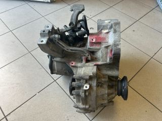 bontott VW CADDY Váltó (Mechanikus)