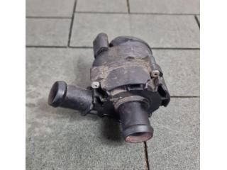 bontott VW CADDY Vízpumpa