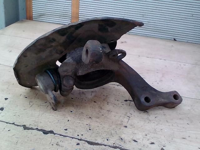 bontott VW CADDY Bal első Csonkállvány Kerékaggyal