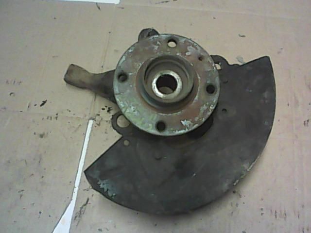 bontott VW CADDY Bal első Csonkállvány Kerékaggyal