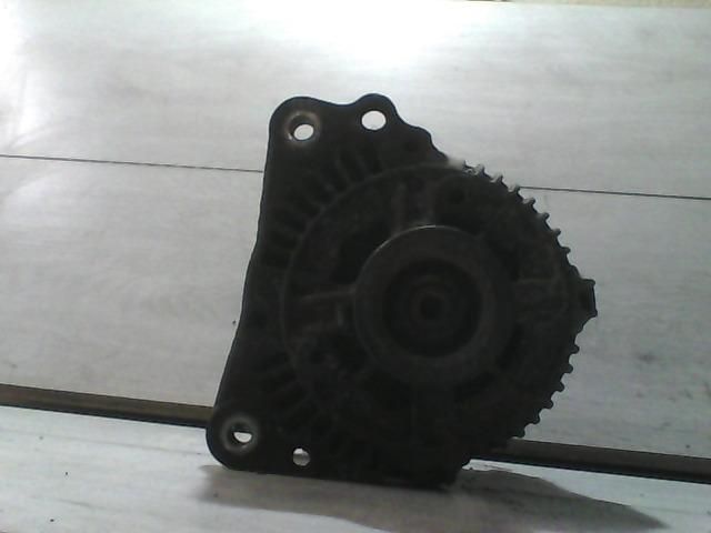 bontott VW CADDY Generátor