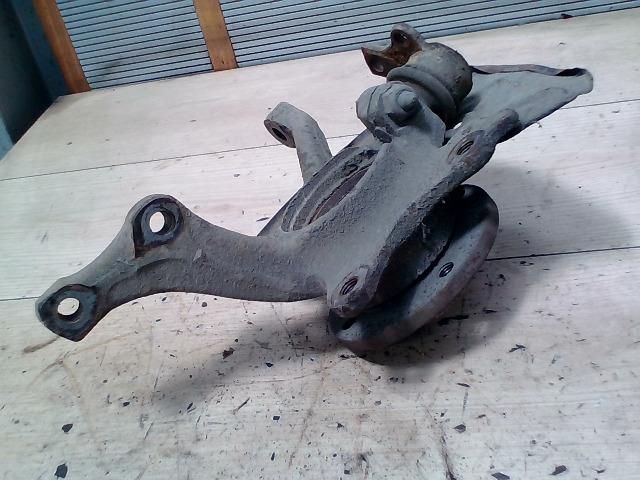 bontott VW CADDY Jobb első Csonkállvány Kerékaggyal