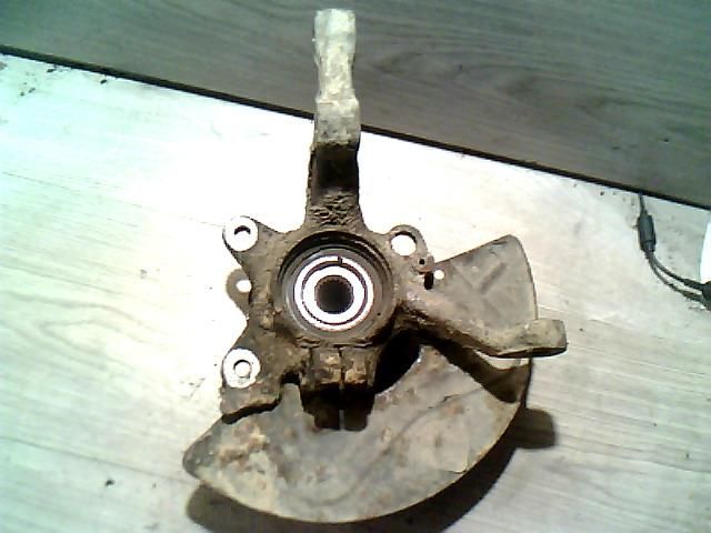 bontott VW CADDY Jobb első Kerékagy